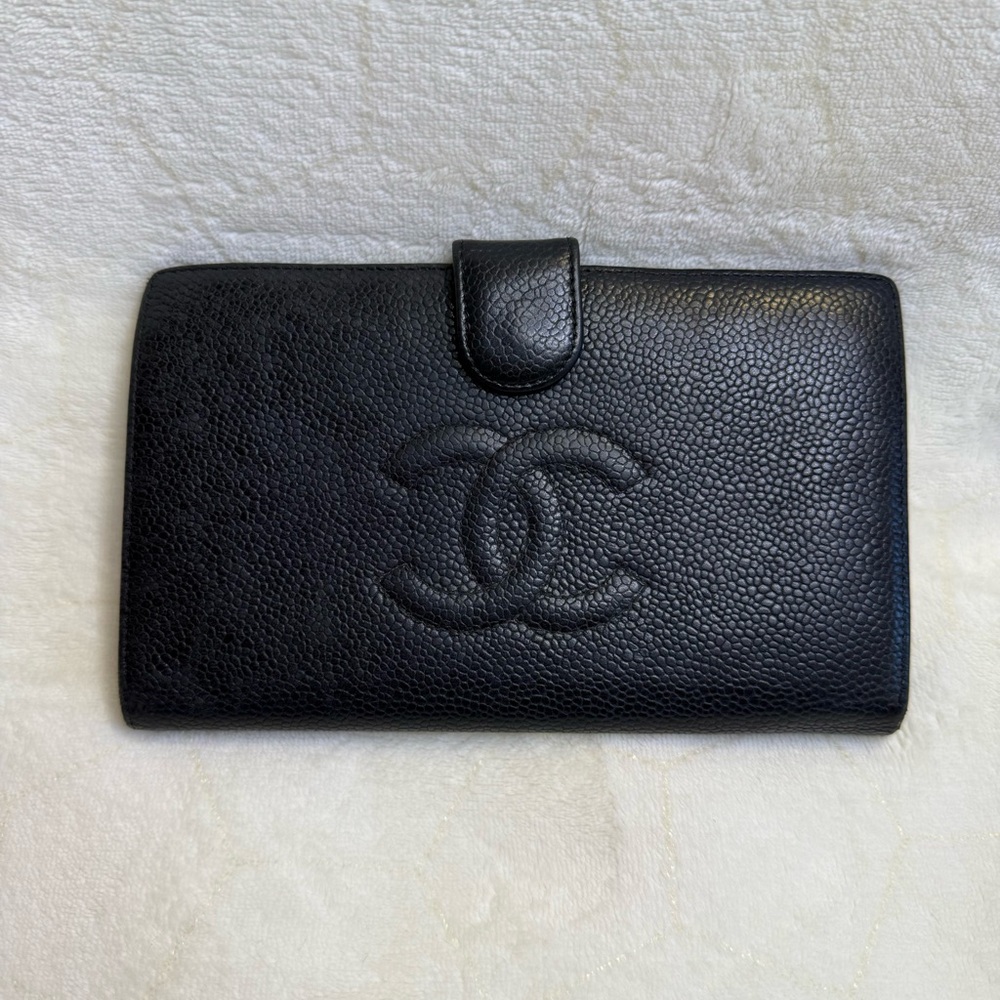 CHANEL Black Wallet
